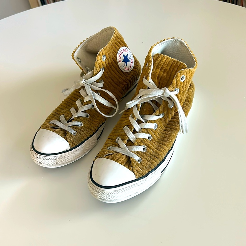 Converse All Star puffy corduroy mustard yellow Chuck Taylor’s.